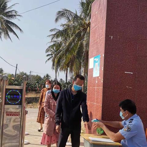 英州镇新坡小学开学疫情防控演练