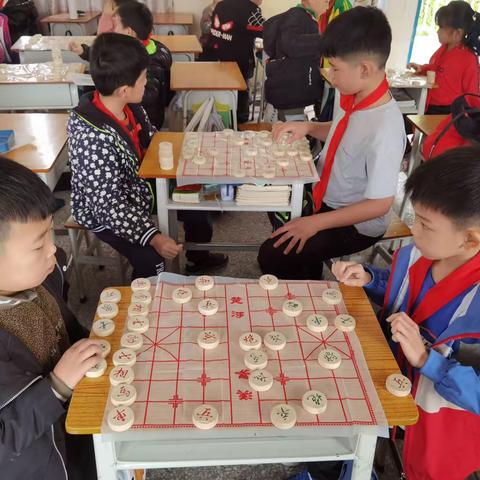 传承国粹，以棋育人——记上良小学首届象棋比赛活动