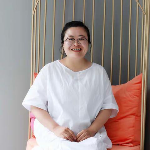 随风潜入夜，润物细无声——记东胜区第八小学优秀班主任候选人孙佳