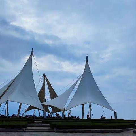 我在等风也等你〈一〉