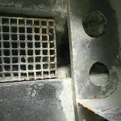 氯碱 质监部 刘敏、刘建华“疏导卫士”，为检修谱写前奏