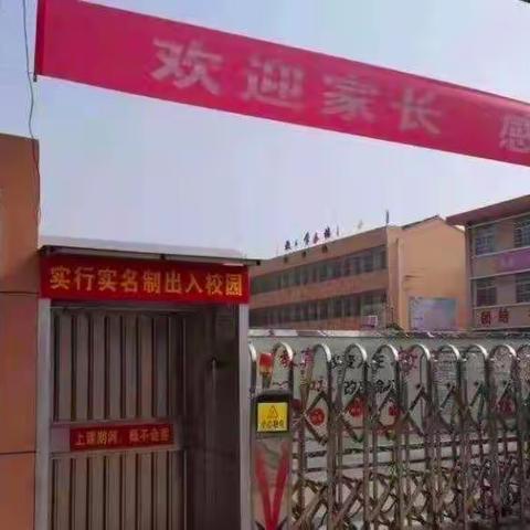 听课促进步，学习共成长——周至县实验中学数学组教研活动