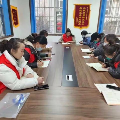 创文明城市，网格员多重身份勇当先