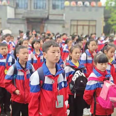 研学旅行，我们在路上--记三年级四班研学之旅