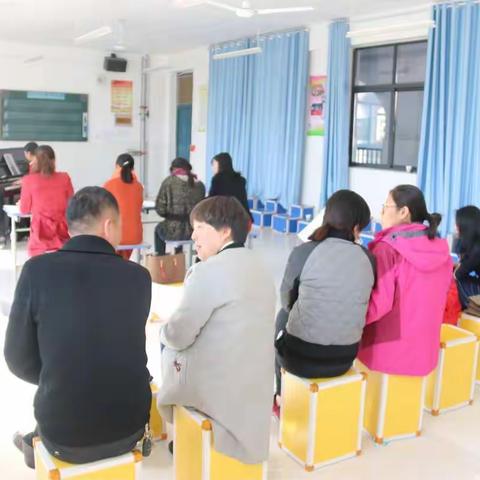 高新区音乐教师基本功即兴弹唱比赛