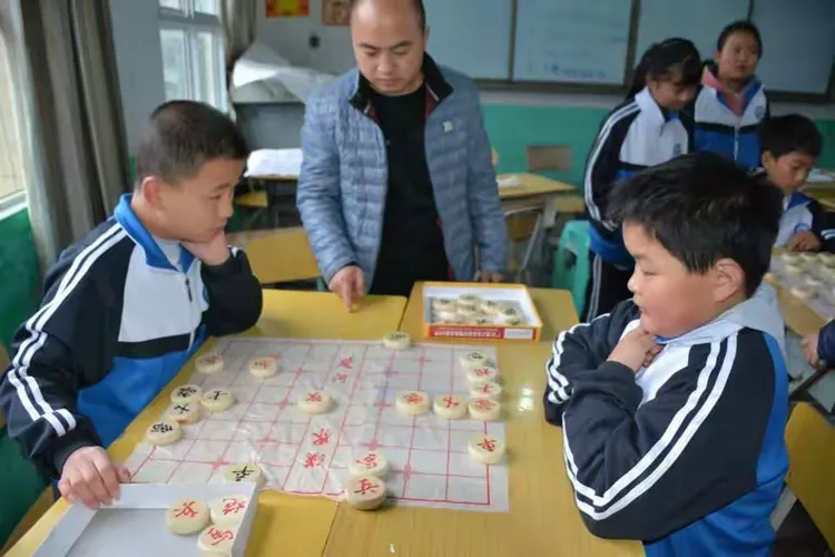 普定县第五中学2018学年秋季学期冬季运动会暨首届冬运会