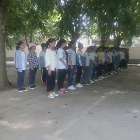 相识在高一21班，52个同学的缘分从这一天开始