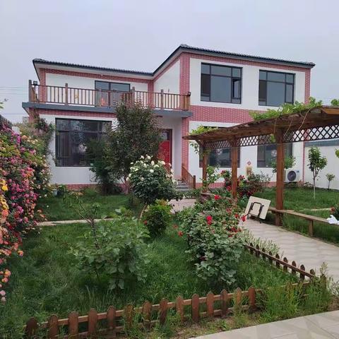 南沿村镇妇联开展“晒晒我的美丽庭院”风采展示活动