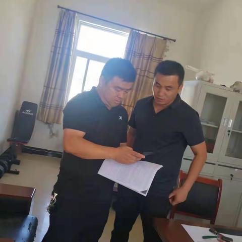 我县文化市场综合执法大队执法人员深入六镇一办对全县文保点进行专项调查
