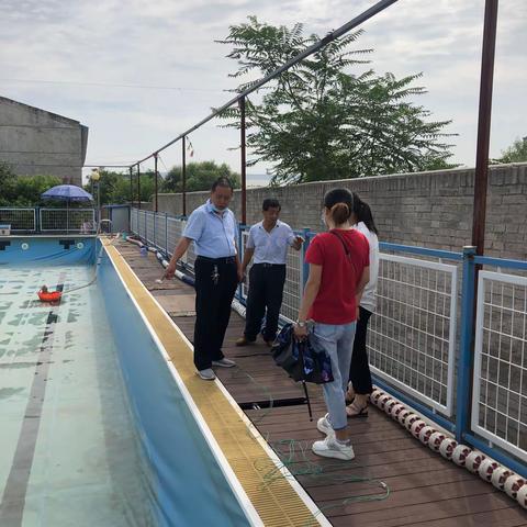 我县文化市场综合执法大队对辖区内经营性游泳池进行全面检查
