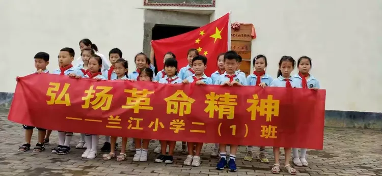 为祖国做贡献的人及事迹有哪些?