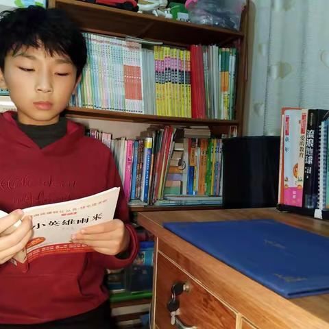 为孩子点一盏照亮人生的明灯——记班级读书节活动