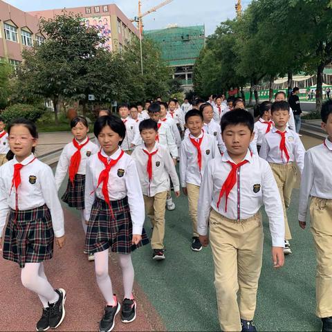 学习消防知识，尚美学子走进古城