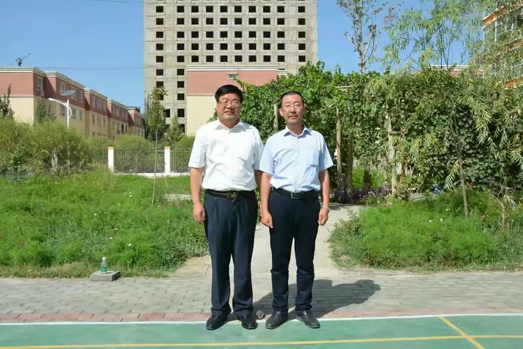 泰安市人大常委会副主任,宁阳县委书记刘学保不远万里进疆慰问泰安市