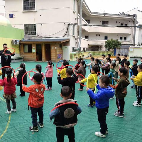 我喊爸爸来上课--田坞园区大二班“阳光爸爸”助教活动