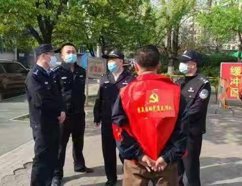 彩屯派出所民警“五一”劳动节 期间全警守护辖区平安