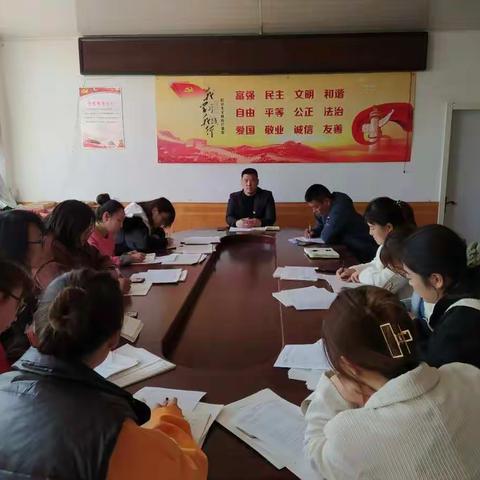举行防震演练，敲响安全警钟