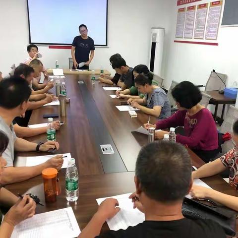 我为群众办实事 | 助力新冠疫苗接种 真诚服务群众