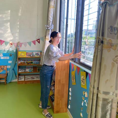 “用心开始，努力前行”—海口市龙桥镇中心幼儿园（文明分园大一班）每日2021年5月21日卫生消毒工作
