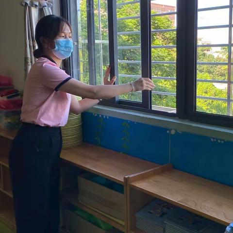 “用心开始，努力前行”—海口市龙桥镇中心幼儿园（文明分园大一班）每日2021年6 月8日卫生消毒工作