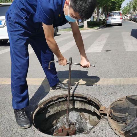 武安市南环东路消防救援站深入辖区开展道路水源熟悉工作