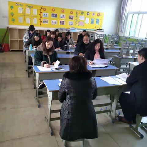 爱心点燃希望，温暖滋润我心——刘二庄小学资助专题会议