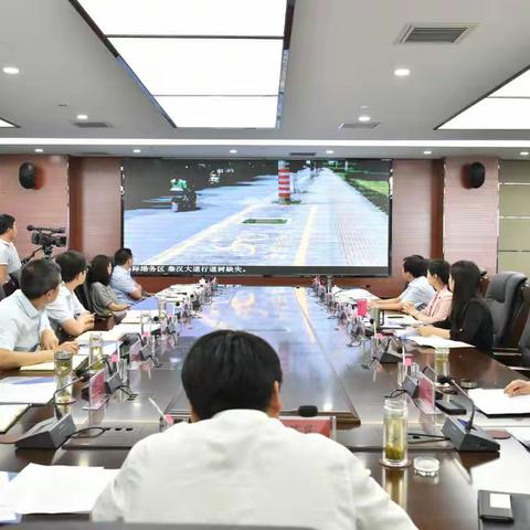 国际港务区召开国家卫生城市复审工作推进会