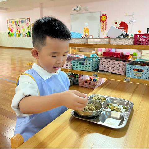 星光小二班“小超人”养成记