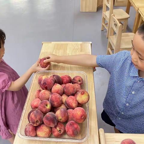 城东新区幼儿园琥珀石班（6.20-6.24）爱印记