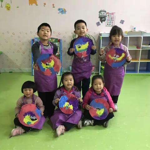 心连心幼儿园特色美术课程