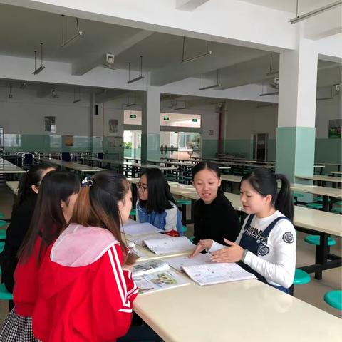 悉心教研，共同进步！——记小学英语组教研活动