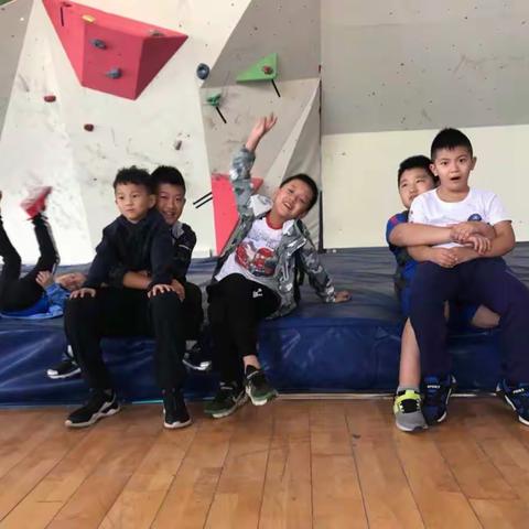 山东省全民健身攀岩比赛济南站——蓬莱市阳光攀岩俱乐部