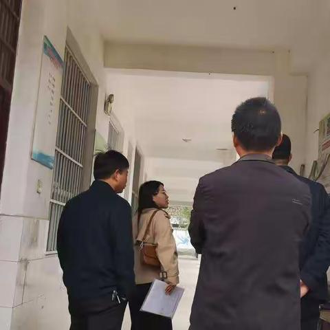 说普通话写规范字     讲文明语做文明人