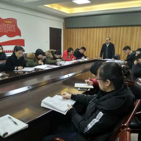 巩义市文物和旅游局召开学习贯彻全市旅游产业转型发展会议精神座谈会