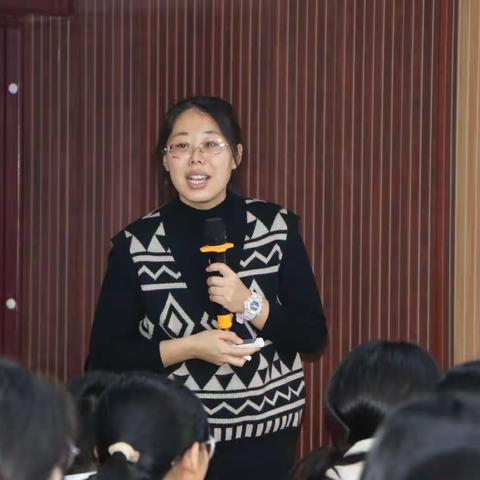 东营市初中语文青年骨干教师重点培养对象课堂教学展示活动纪实（文苑学校站·第一天）