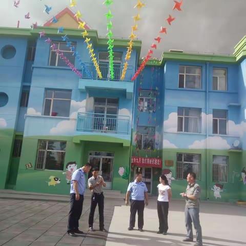 欢迎上级领导莅临呼和镇幼儿园视察指导工作