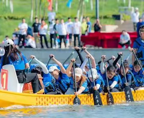 沙头村幼儿园美术大班级晚托班《赛龙舟》