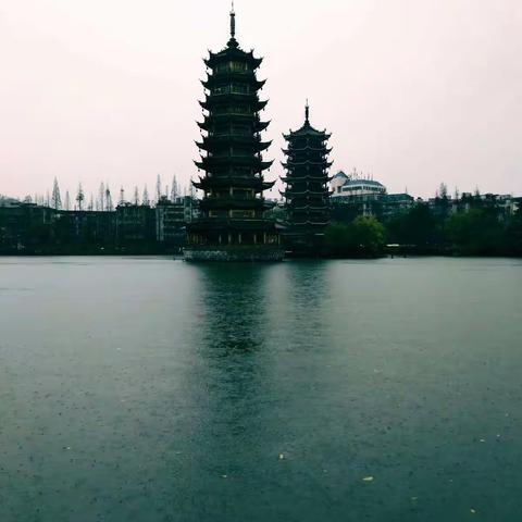 长沙，韶山，桂林，张家界一游。