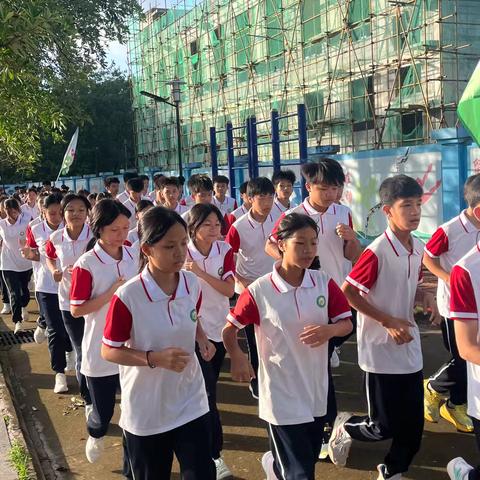 陵水黎族自治县南平学校——初中语文小课题开题活动