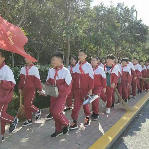 六一中队在行动