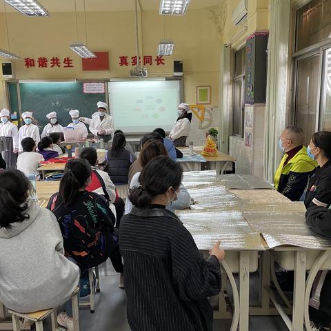 做有营养的午餐        办有温度的教育——西工区第三实验小学10月份家长试餐活动