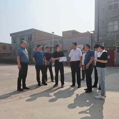 河南省红十字会赈济部梁海荣同志一行到宜阳县赵保镇调研工作