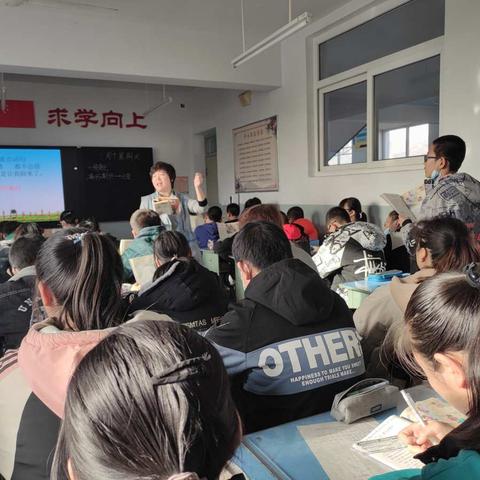 教坛练兵强技能 三尺讲台展风采-书院巷小学人人作课技能大练兵活动