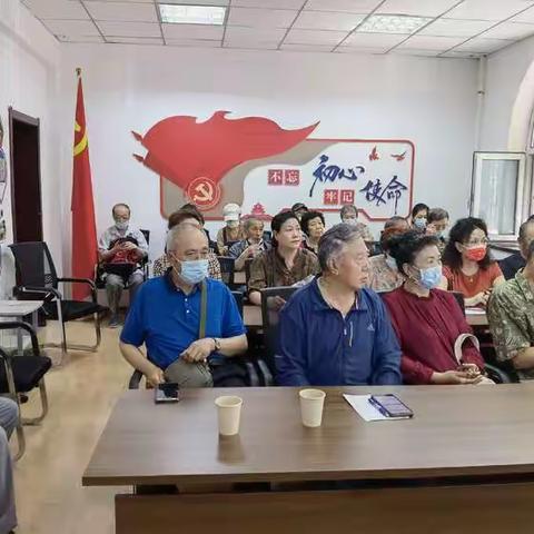 与时俱进，跨越“数字鸿沟”