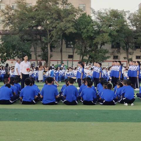 青春因磨砺而精彩