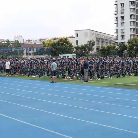 不负青春，乘风破浪~~记处州中学710班军训第二天