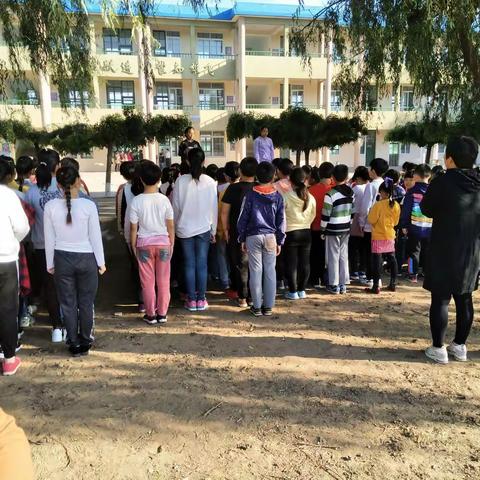 传承红色基因 汇聚强军力量――胡坨北九村小学国防教育活动纪实