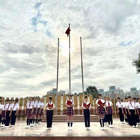 【星晨相约中国梦】安全，才是回家唯一的道路——五（2）沐阳中队