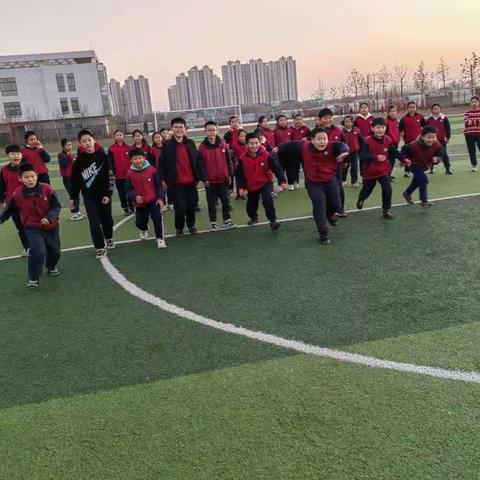 参与体育活动，健康快乐成长！——记城西小学五年级文体活动