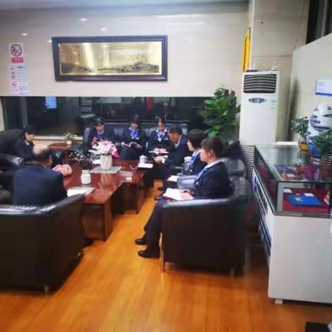 支行党支部开展支部书记讲党课活动